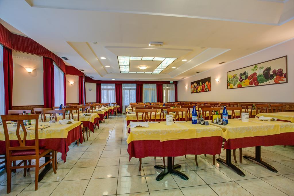Hotel San Giorgio Milano Marittima Zewnętrze zdjęcie